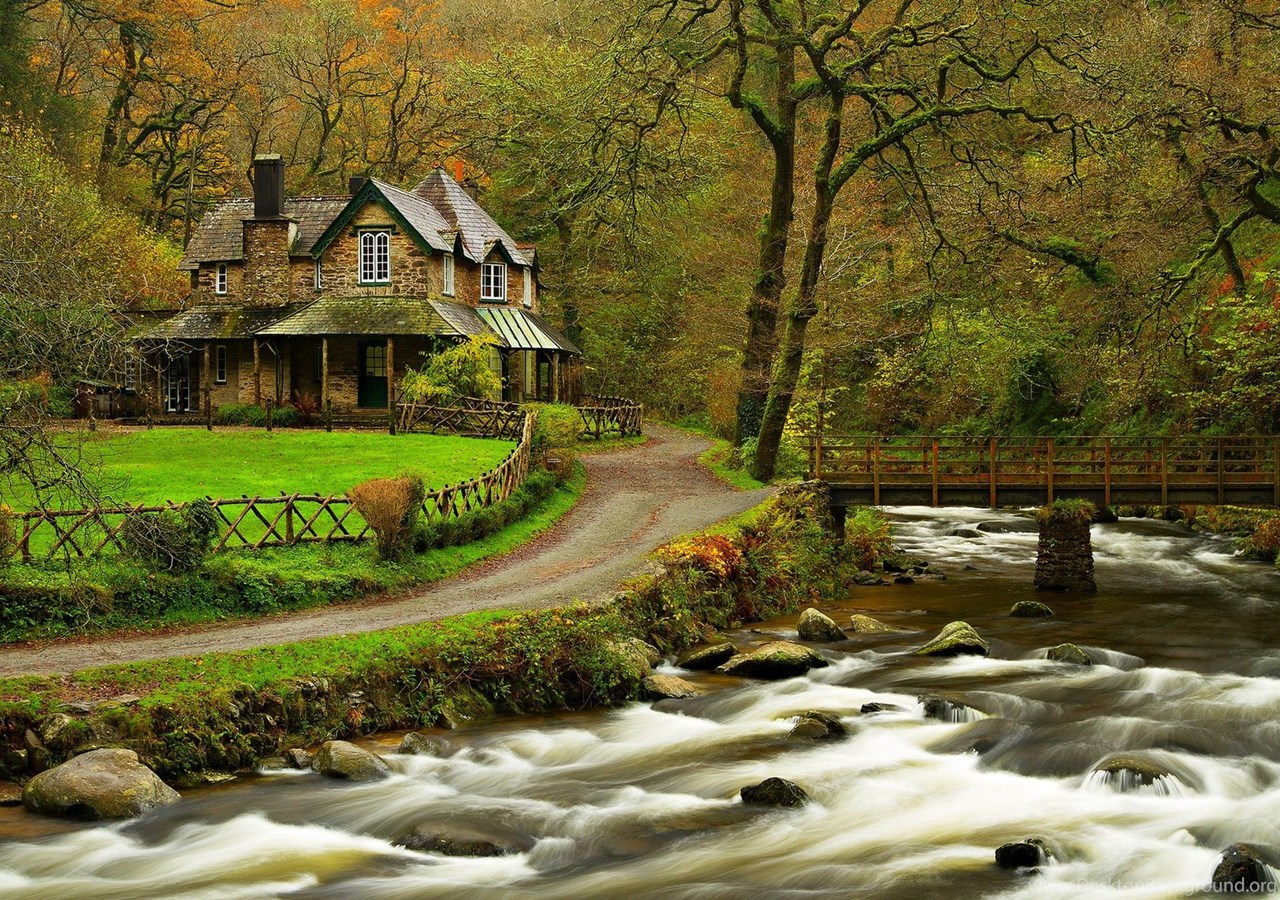 1280x900, 524 Kb / дом, лес, деревья, речка, дорога, полянка, забор