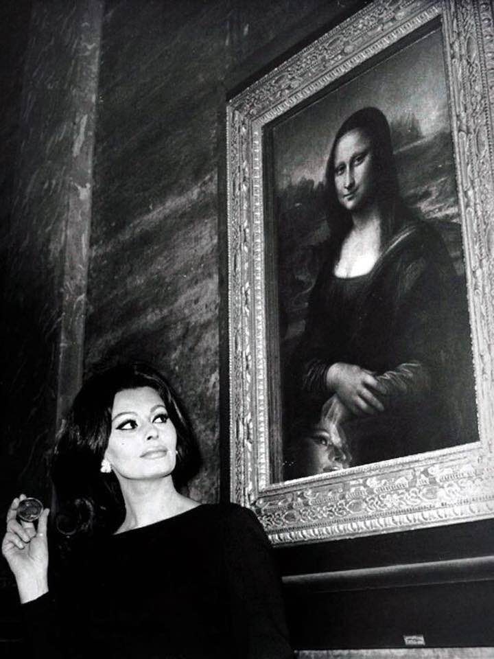 720x960, 68 Kb / Мадонна, Софи Лорен