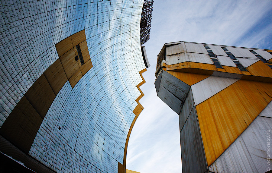 900x574, 345 Kb / Гелиокомплекс, энергия, солнце, печь, физика, институт, горы, Узбекистан