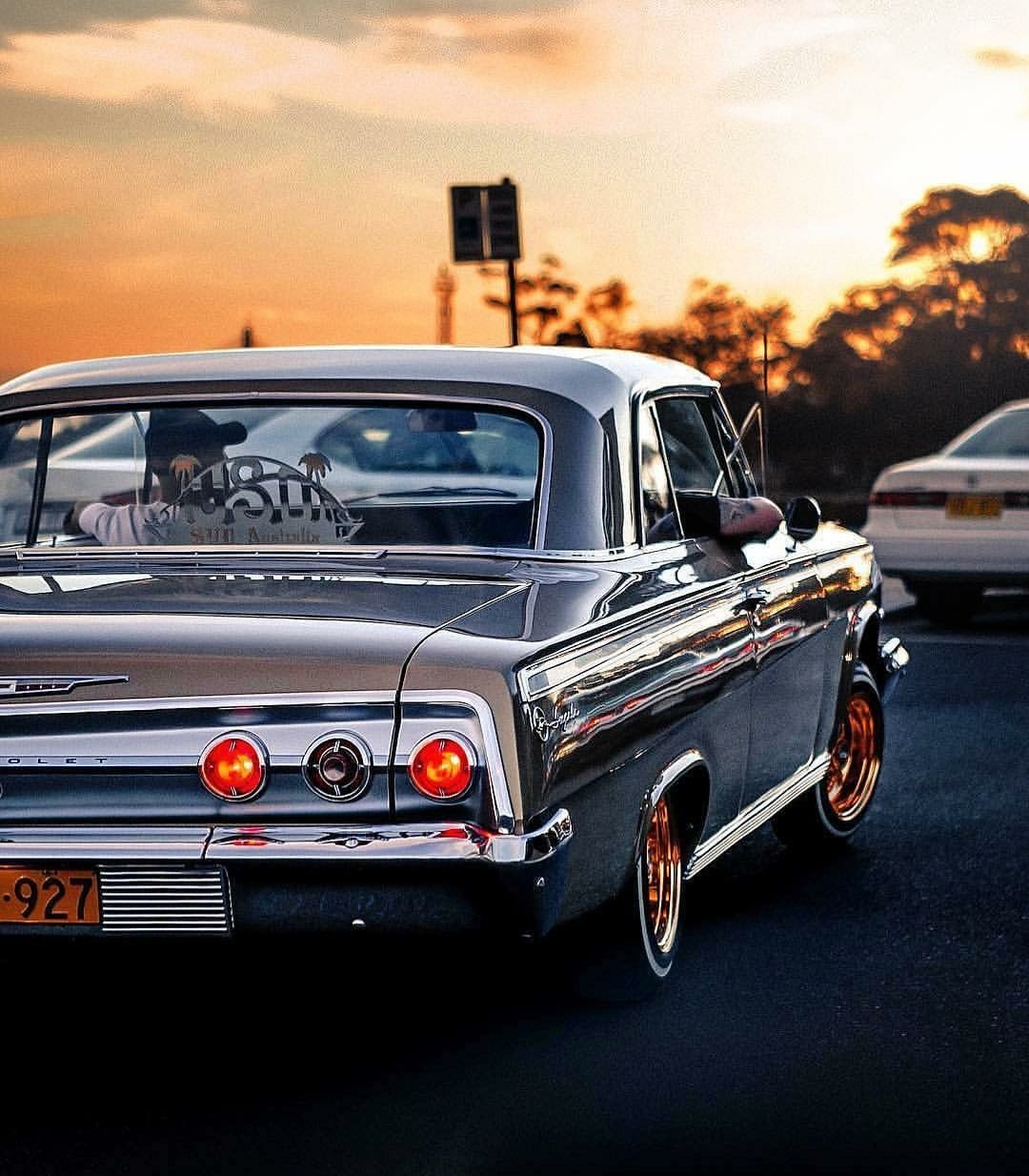 1080x1234, 190 Kb / закат, автомобиль, ретро, классика