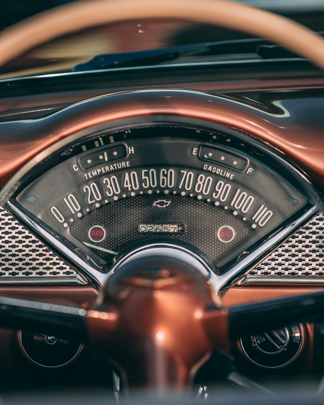 1100x1375, 242 Kb / спидометр, приборная панель, цифры, стрелка, шевролет