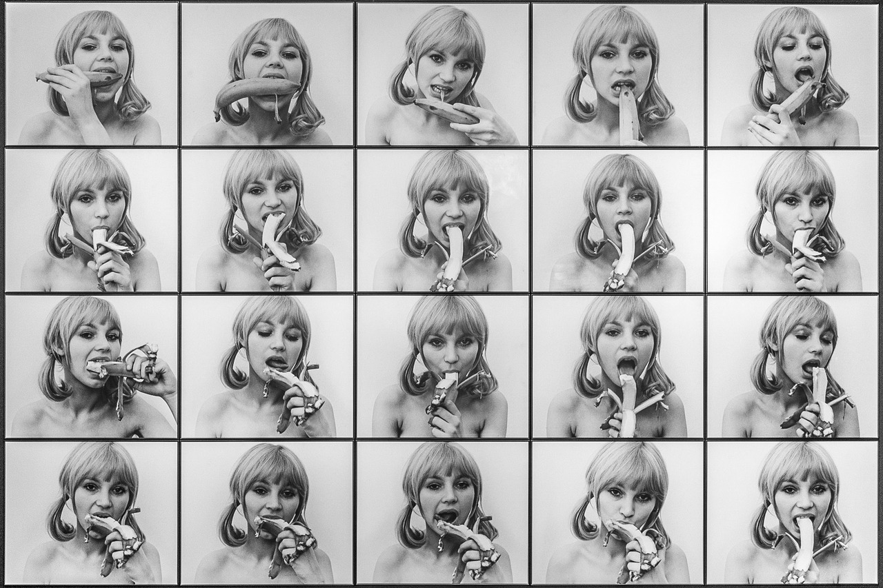 1280x853, 306 Kb / девка, банан, ч/б, Natalia LL