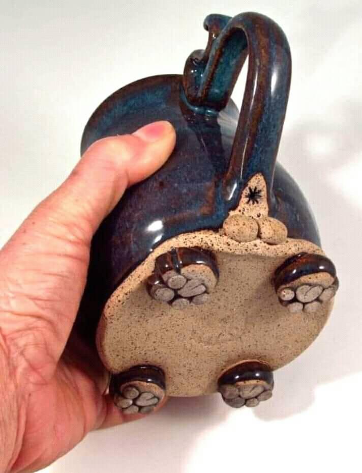 712x929, 54 Kb / кружка, лапки, яйца