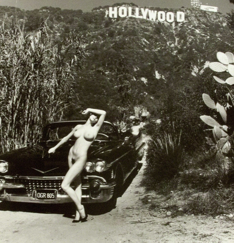 983x1024, 374 Kb / девка, голливуд, ретромобиль, ой всё, ч/б