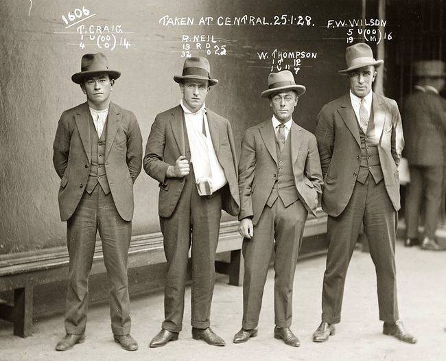 650x526, 62 Kb / гангстеры