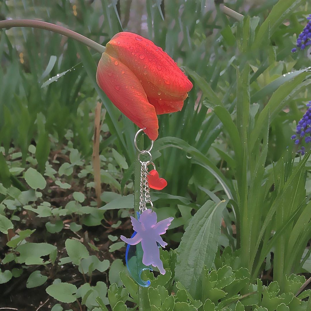 1080x1080, 162 Kb / тюльпан, ангел, брелок