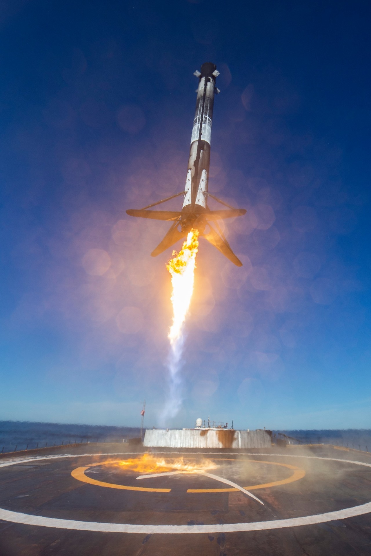 1280x1920, 300 Kb / ракета, взлёт, посадка, платформа, океан