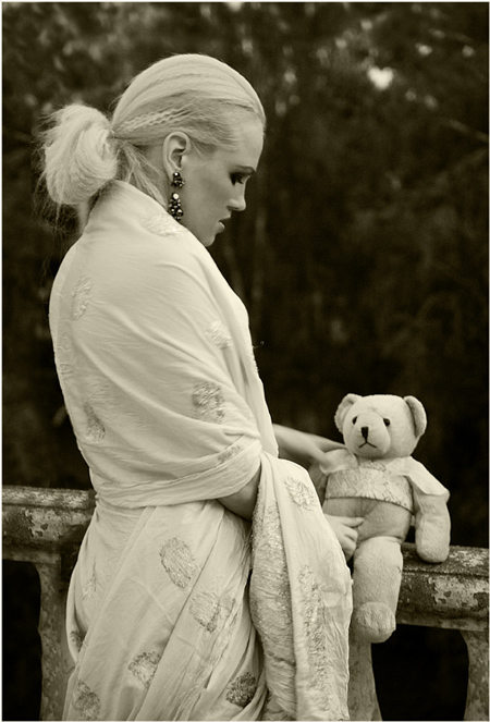 450x663, 117 Kb / девушка, медведь