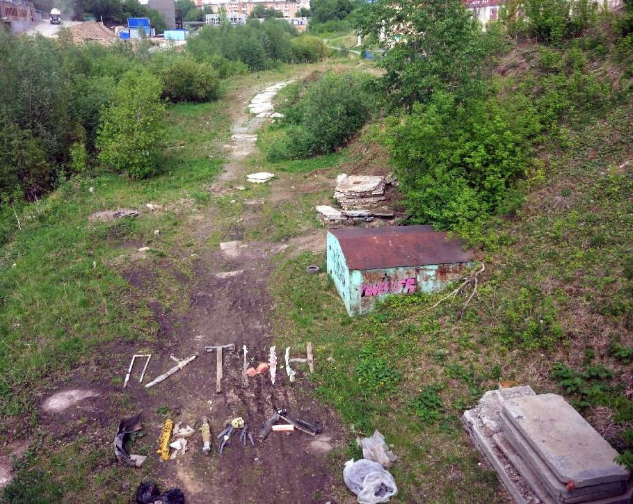 910x725, 287 Kb / пейзаж, говно, палки, путин, сила, политота