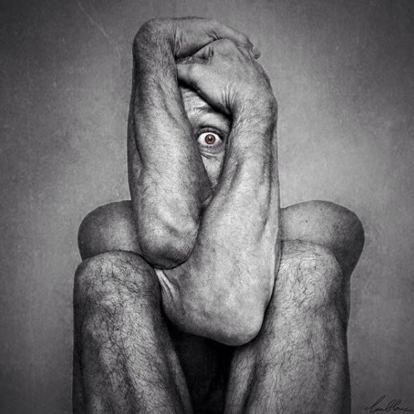 850x850, 121 Kb / мужик, глаз, ч/б