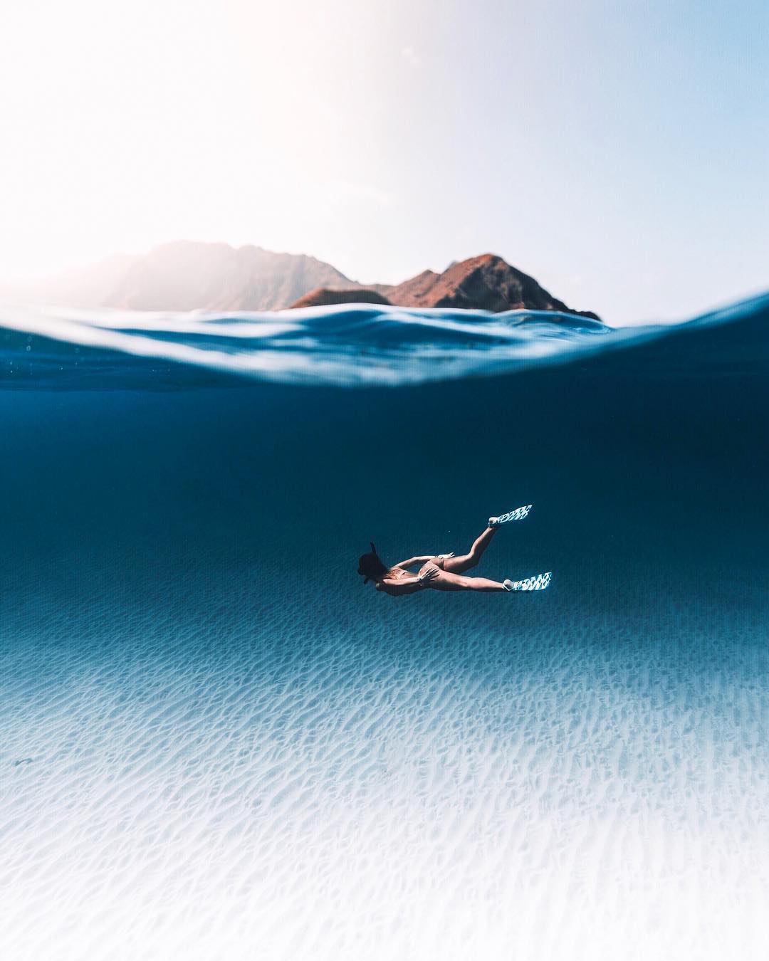 1080x1350, 88 Kb / ласты, море, дайвер