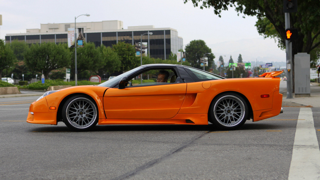 1024x576, 197 Kb / автомобиль, оранжевый, Acura NSX, Honda NSX, хонда, акура