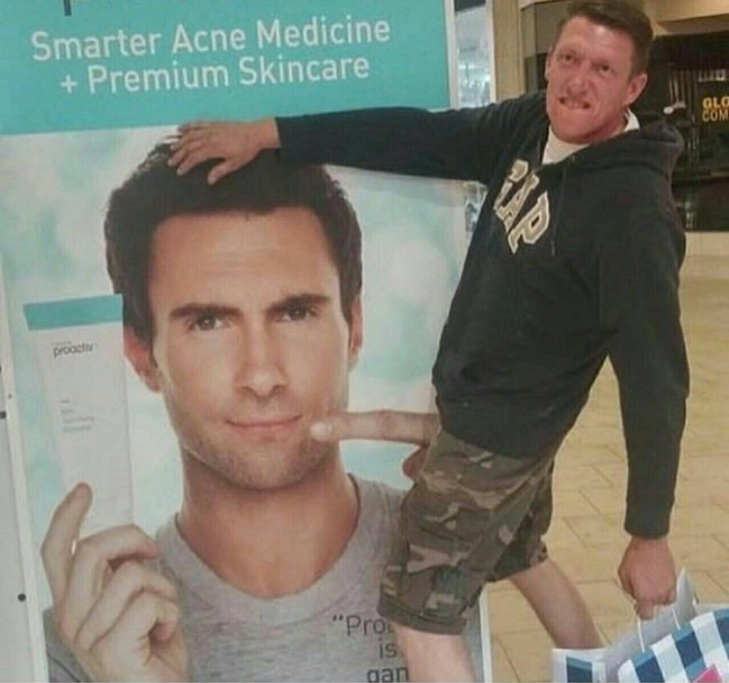 1024x960, 95 Kb / реклама, палец, мужчина