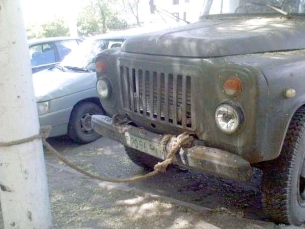 604x453, 61 Kb / автомобиль, ГАЗ, грузовик, веревка, столб