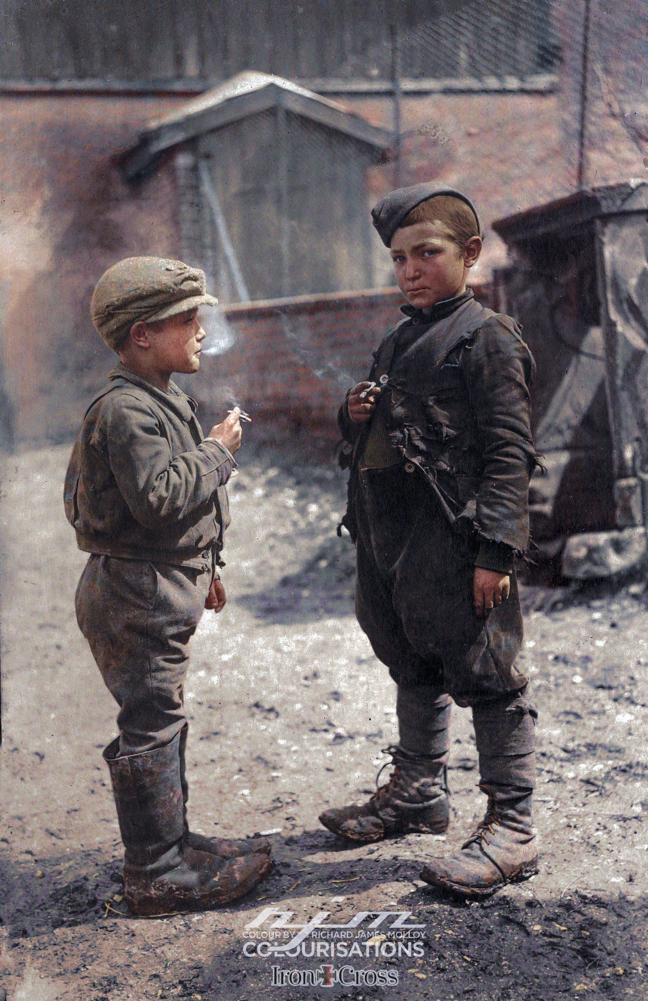 1266x1955, 593 Kb / дети, курят