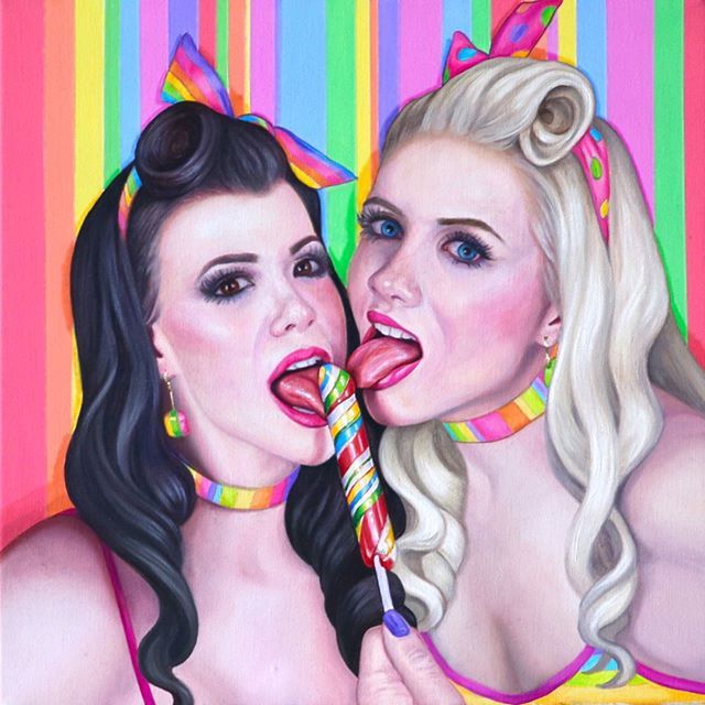 640x640, 68 Kb / девки, лижут, леденец, взгляд, рисунок