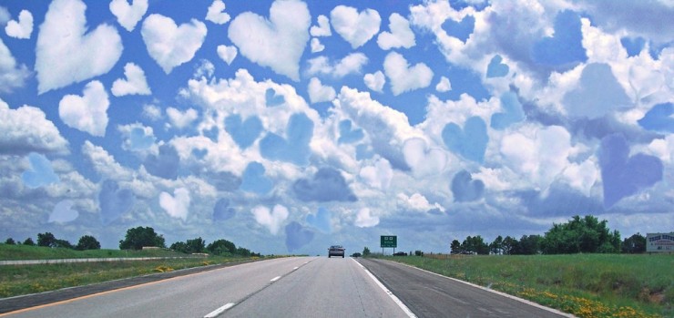 740x349, 65 Kb / облака, сердечки