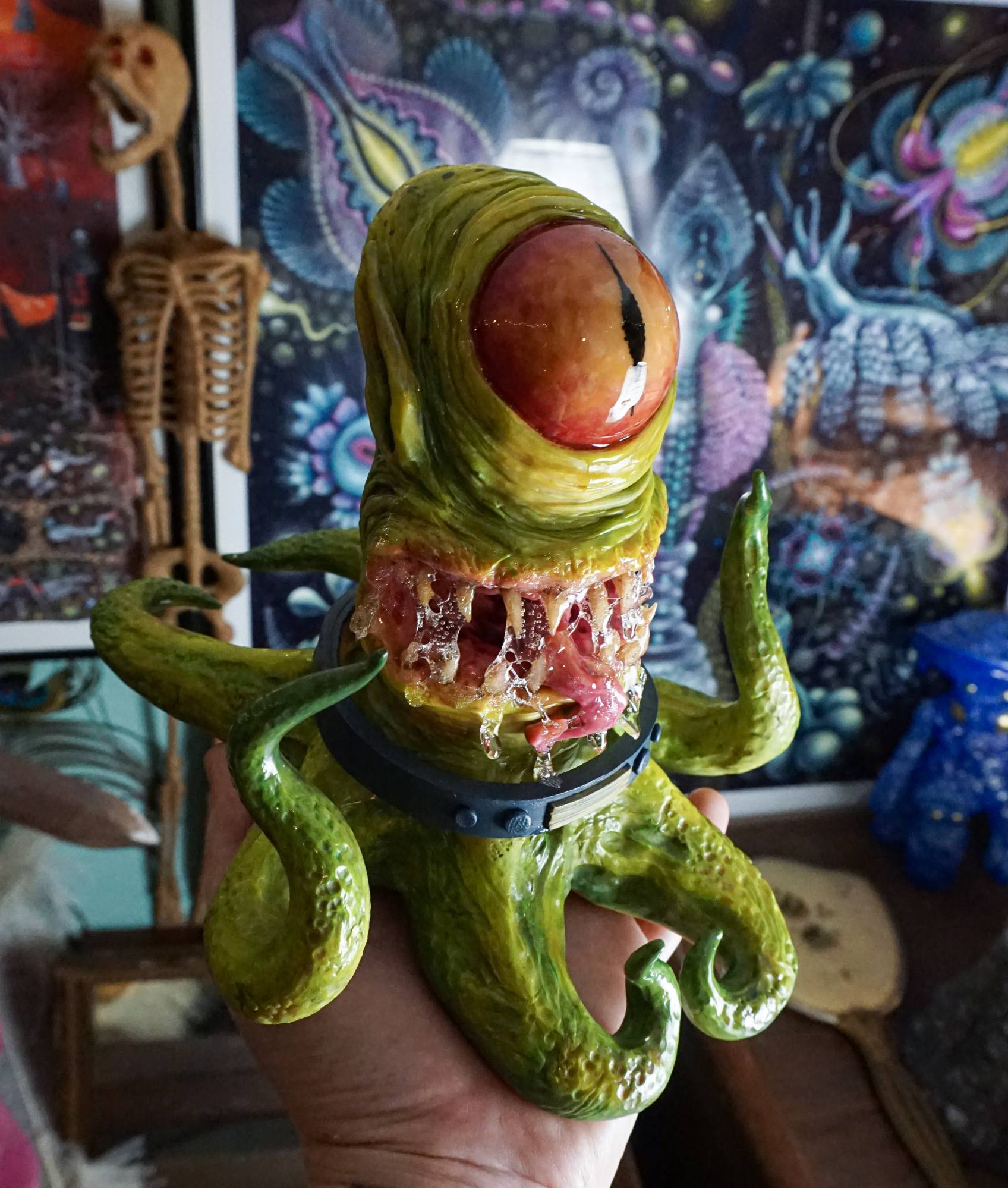 1696x1998, 316 Kb / Kang, Kodos, скульптура, dogzillalives