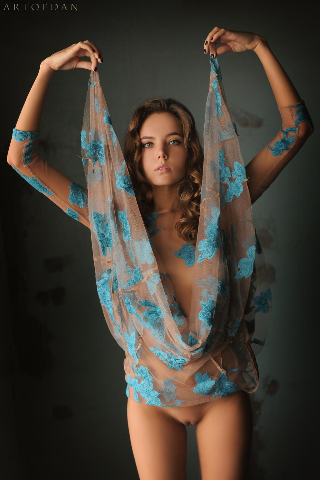 1024x1536, 130 Kb / Катя Кловер, Katya Clover, ArtOfDan, платье, шатенка