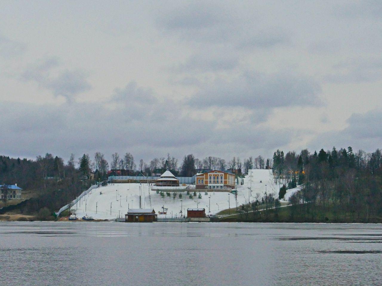 1280x960, 128 Kb / дача, снег