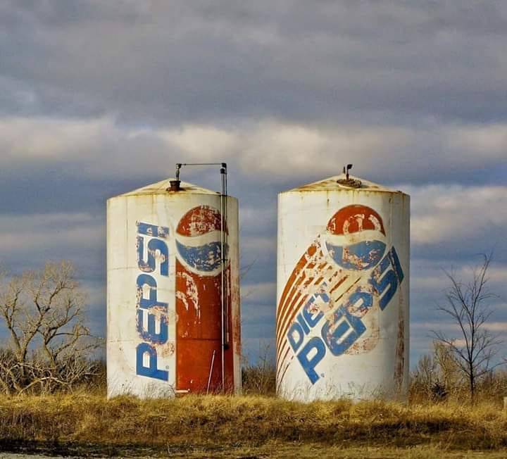 720x652, 53 Kb / пепси, цистерна, емкость, резервуар, ржавчина