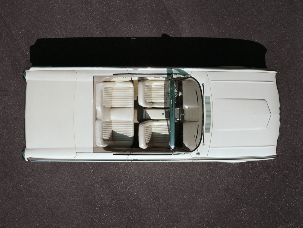 1280x964, 351 Kb / автомобиль, классика, ретро, кабриолет