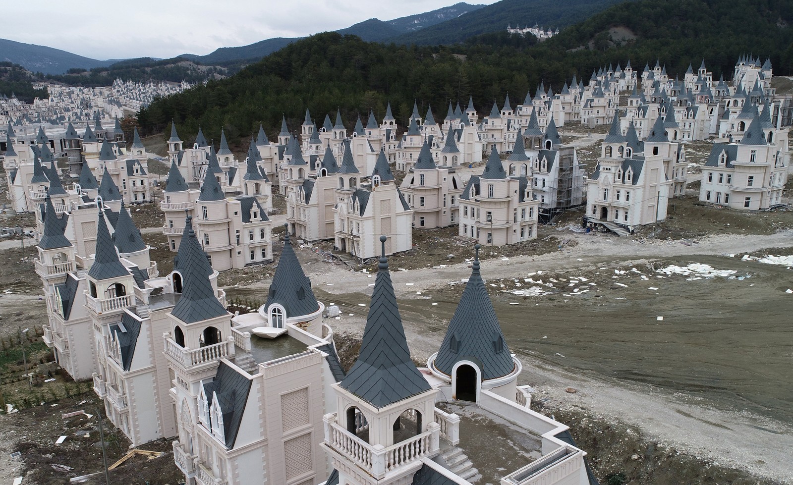 1600x979, 532 Kb / дом, замок, Турция, вилла