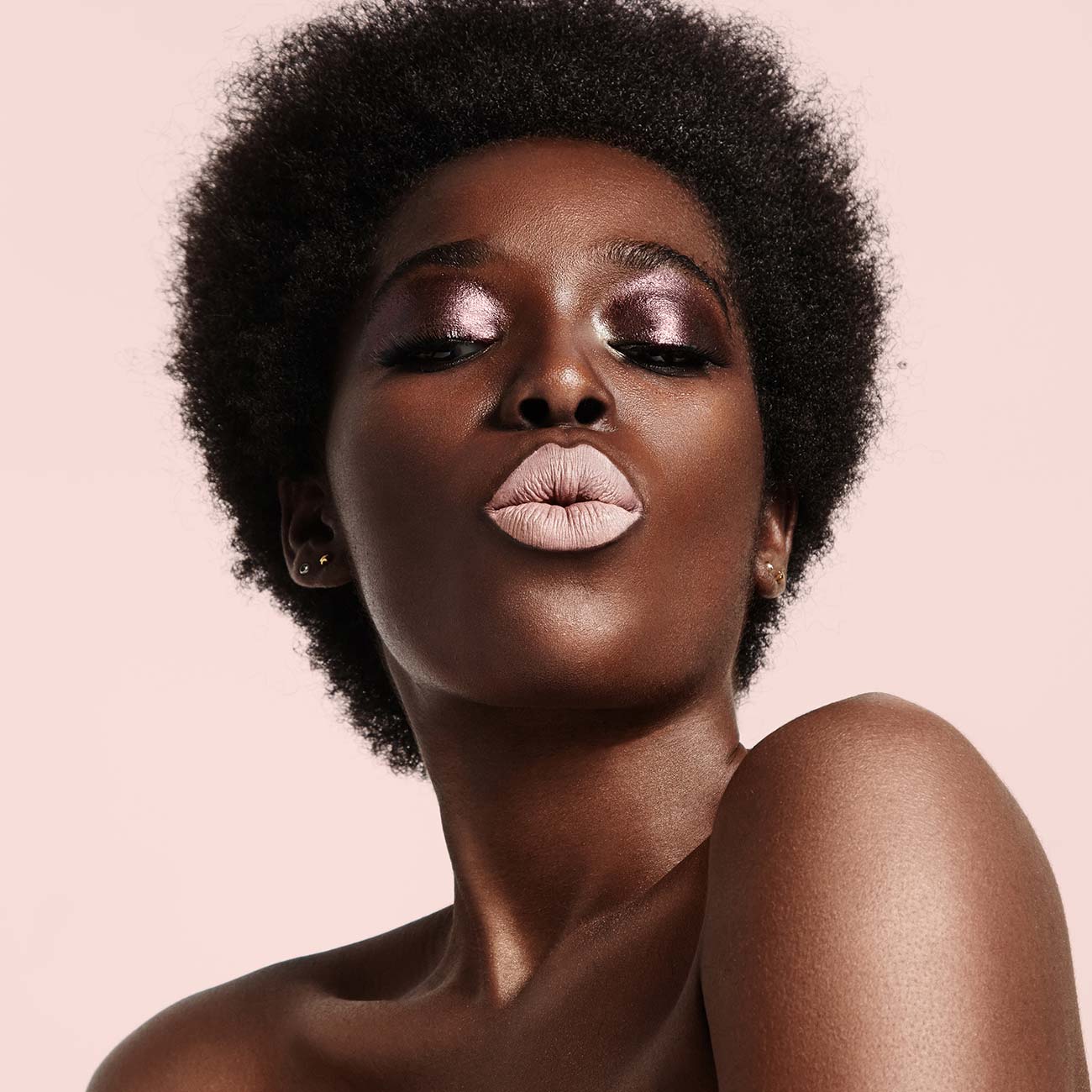 1300x1300, 161 Kb / негритянка, афро