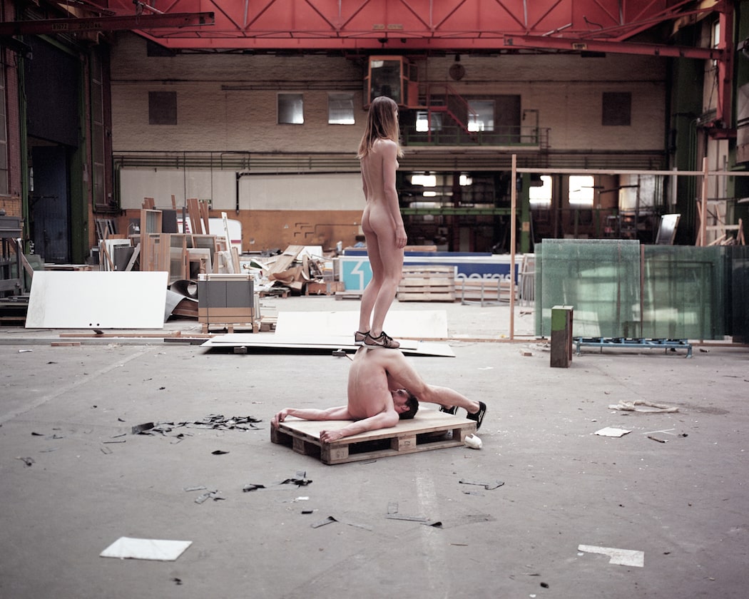 1050x840, 153 Kb / девка, парень, поддон, автофелляция, чудят