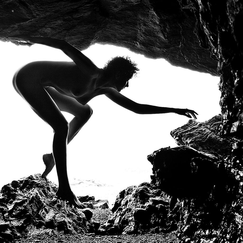 1024x1024, 180 Kb / скала, море, берег, cenevols, ч/б