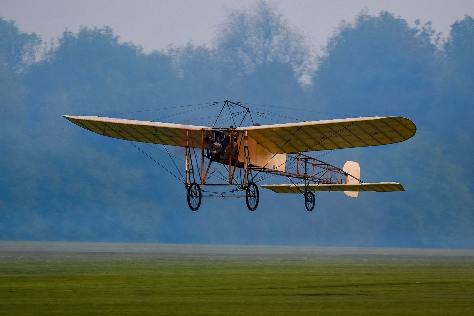 1600x1067, 522 Kb / 1909 Bleriot XI,  Daniel-Wales