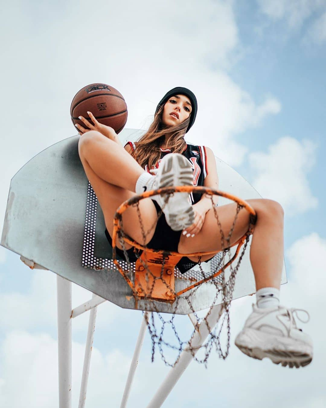 1080x1350, 193 Kb / Баскетбол, мяч, кольцо