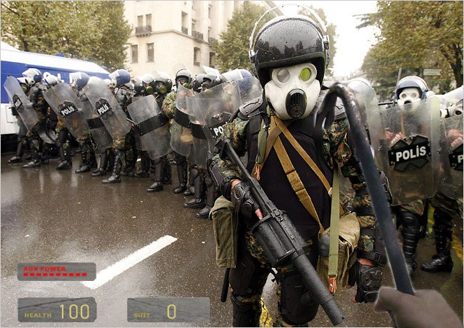 650x460, 102 Kb / half-life, лом, мент