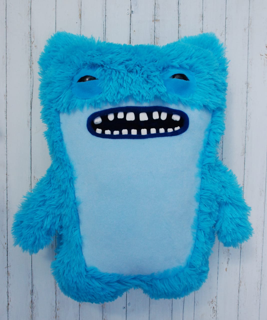 1069x1280, 113 Kb / игрушка, бес, монстр, синий, зубы