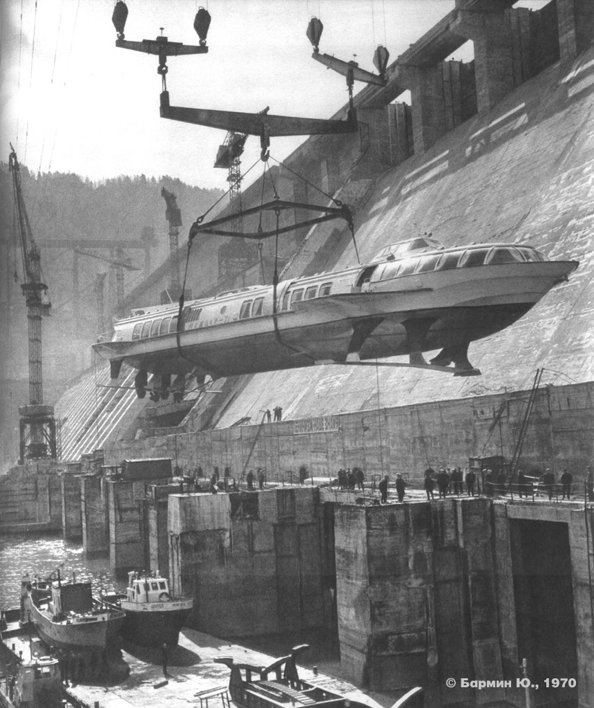 860x1024, 279 Kb / ч/б, СССР, Метеор, кран, плотина, теплоход, гэс