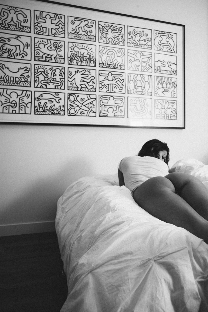 855x1280, 157 Kb / девушка, попа, картина