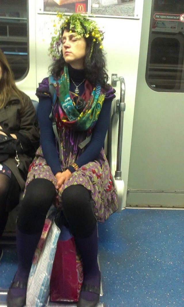 640x1069, 157 Kb / цветы, шарфик, юбка, пакеты