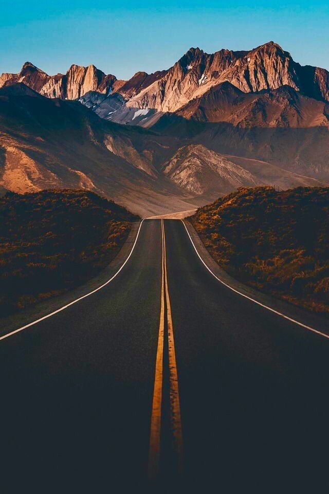 640x960, 92 Kb / дорога, шоссе, горы, небо