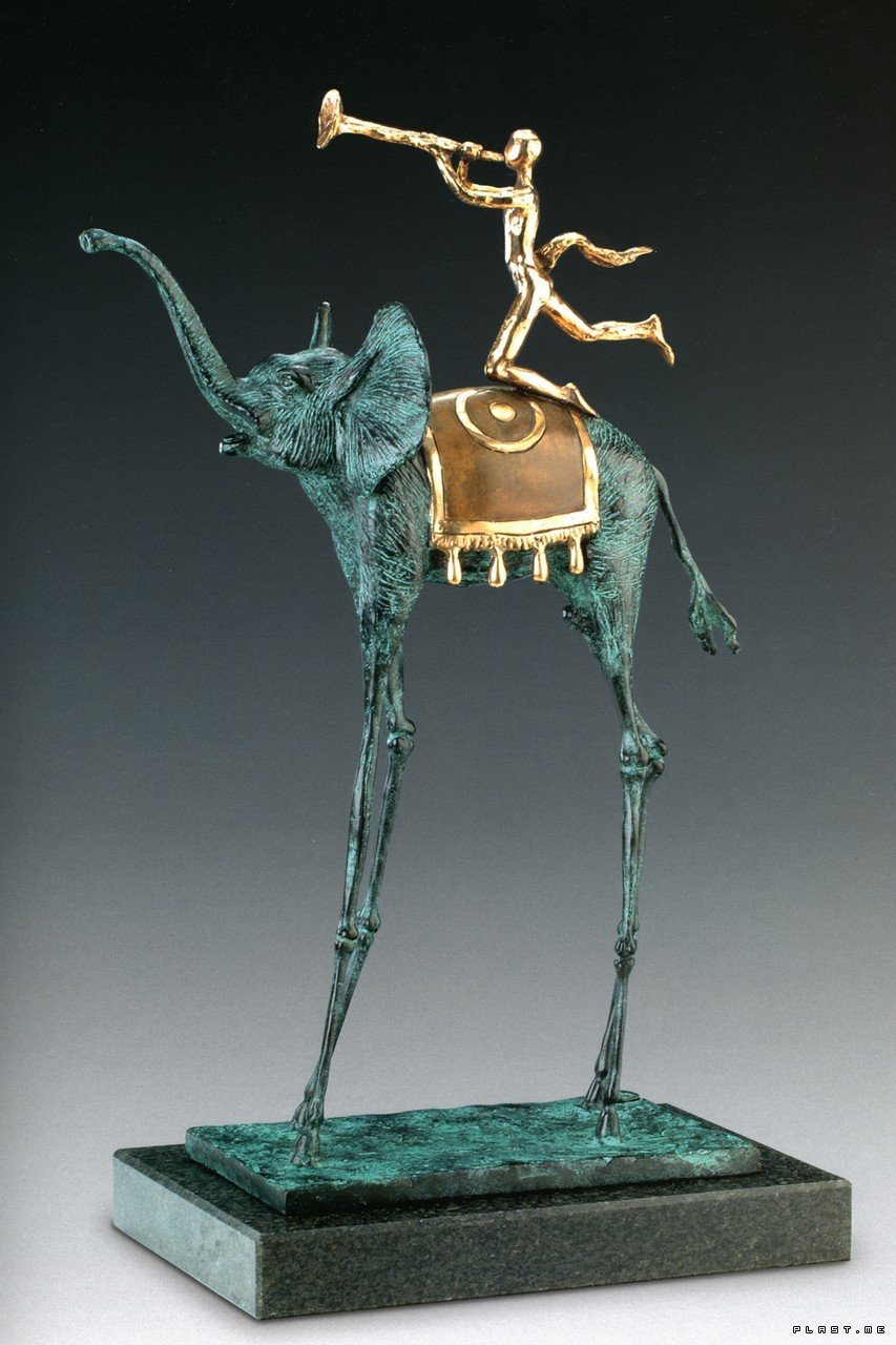 853x1280, 177 Kb / скульптура, слон, трубач, Дали