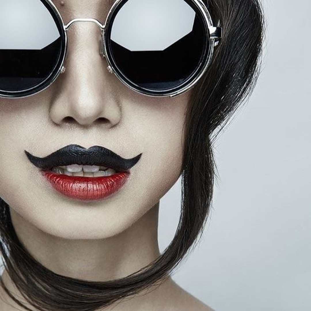 1080x1080, 174 Kb / очки, усы, губы