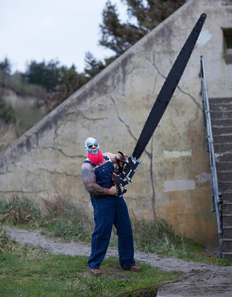 740x949, 119 Kb / бензопила, клоун, тату, комбинезон