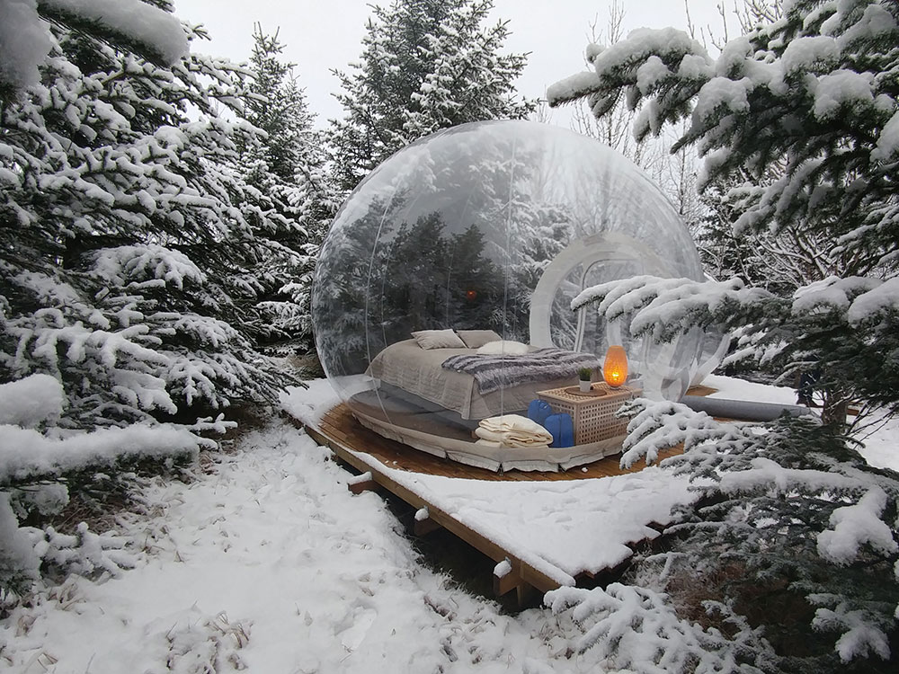 1000x750, 245 Kb / лес, деревья, капсула, комната, кровать, постель, светильник, столик, снег