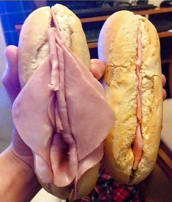 677x795, 80 Kb / сендвич, бутерброд, вагина, губы, влагалище, бекон