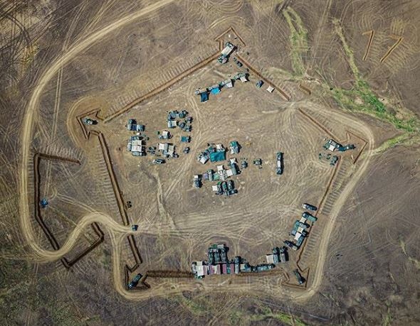 590x459, 107 Kb / база, форт, звезда, крепость, бастион, французский иностранный легион