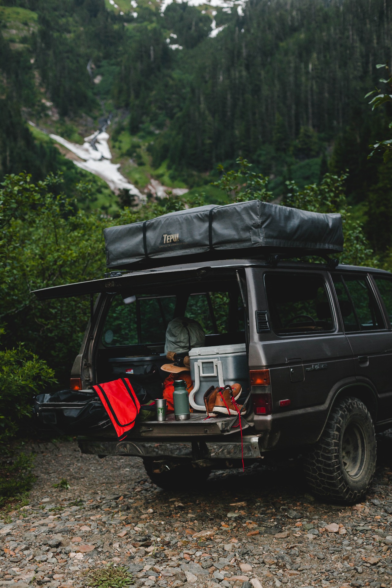 1280x1920, 566 Kb / внедорожник, горы, водопад, термос, тойота, ленд крузер