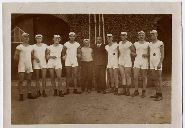 600x418, 43 Kb / спортсмены, ретро, ч/б