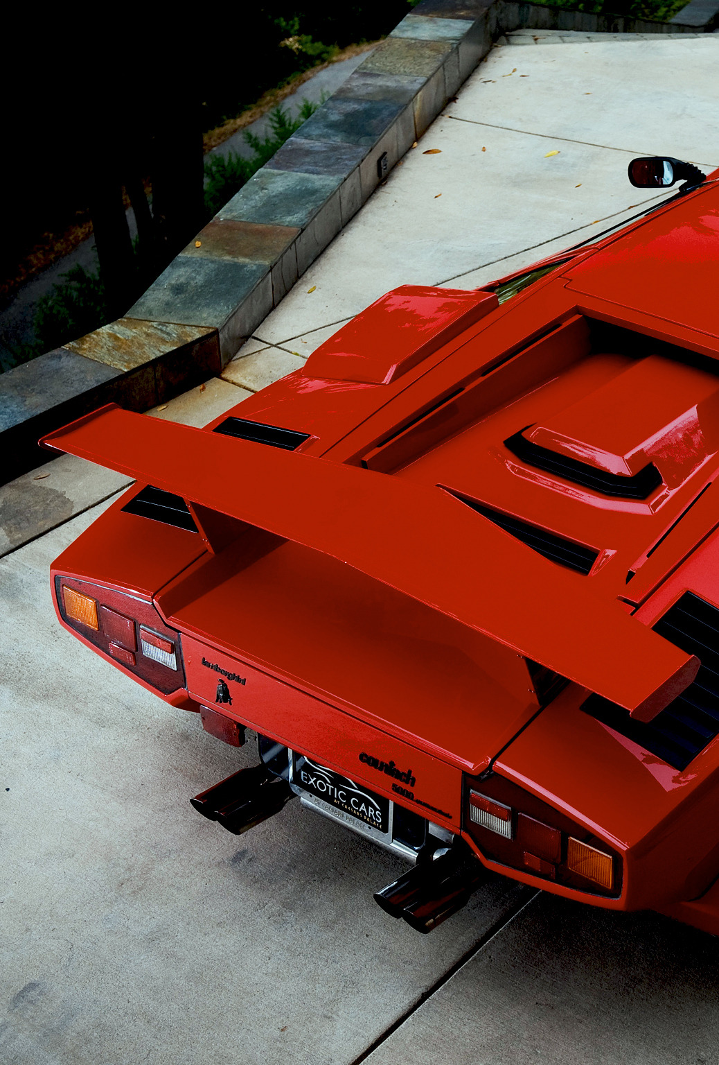 1038x1536, 539 Kb / автомобиль, классика, ретро, красный, антикрыло, lamborghini countach