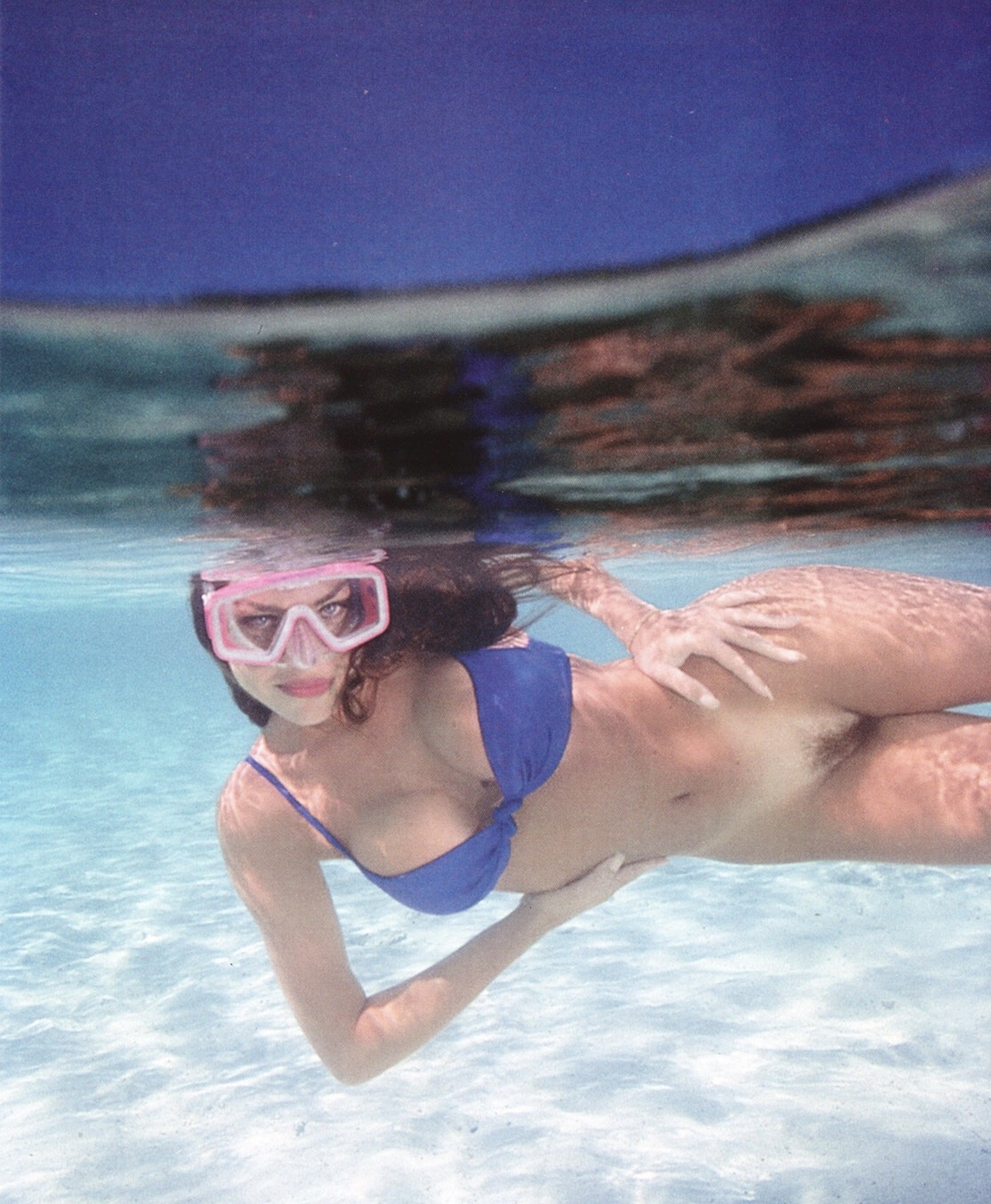 1116x1356, 358 Kb / маска, под водой, без трусов, бикини, Stacy Sanchez