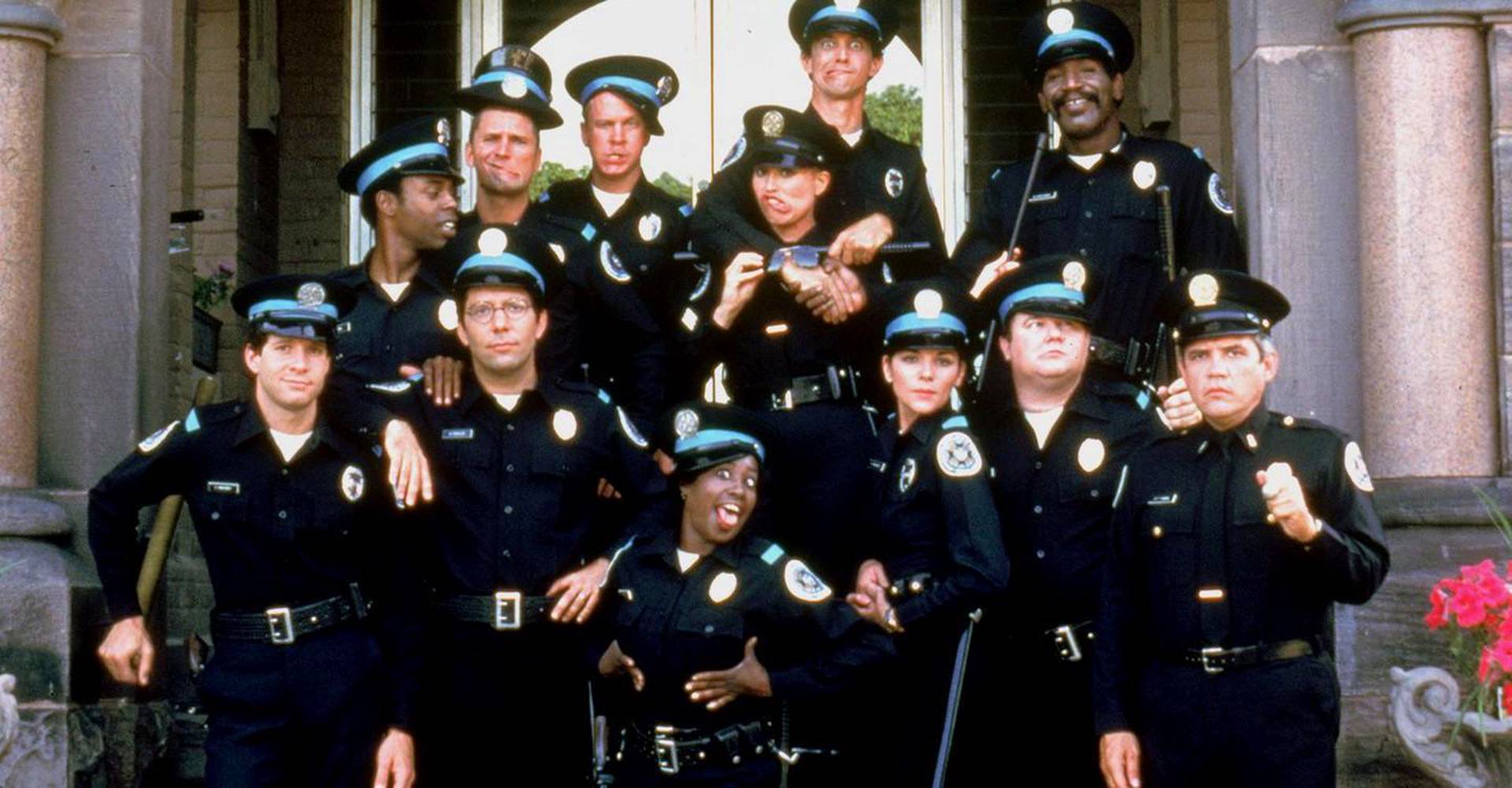 1920x1000, 178 Kb / Полицейская академия, фуражка, Лос–Анджелес, полиция, фильм, кино, США