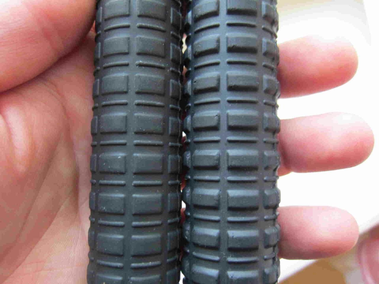 1280x960, 121 Kb / дубинка, шрифт, брайль